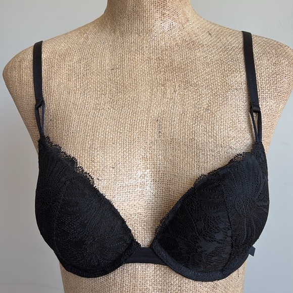 Victoria's Secret Push Up Bra Black 32C - Picture 1 of 4